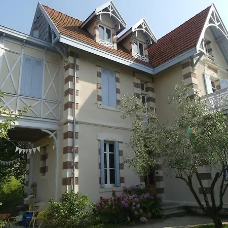 Casa vacanze Maison De Famille Avec Piscine Arcachon