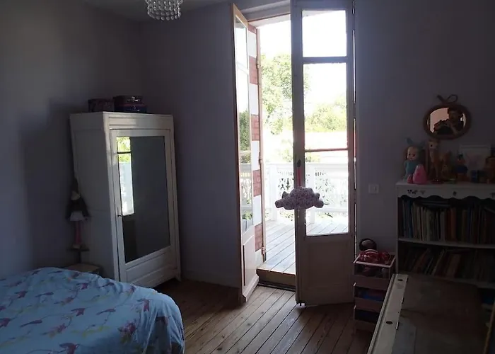 Holiday home Maison De Famille Avec Piscine *